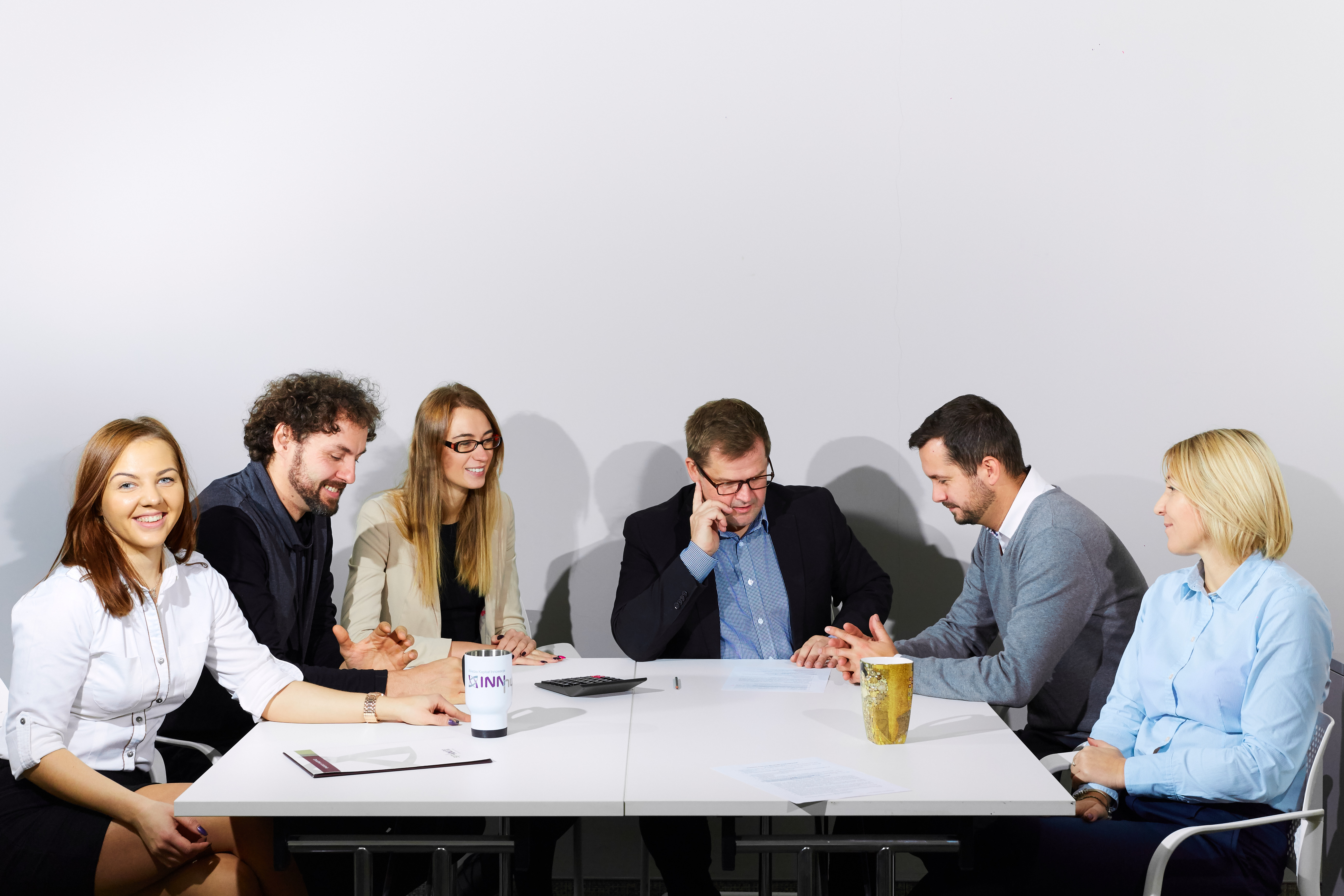 CO-WORKING